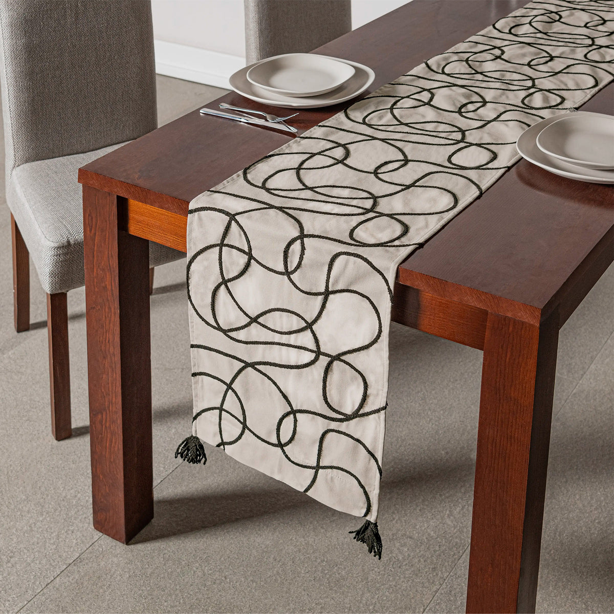 Camino De Mesa Corzo